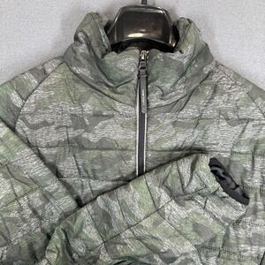 New Balance Jacket Mens S Green Camouflage Puffer Insulated Full-Zip Outerwear